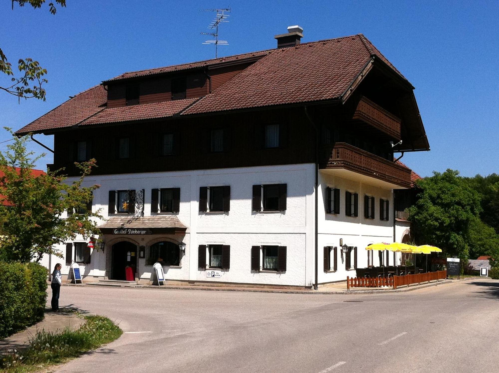 Gasthof Pension Steinberger Sankt Georgen im Attergau Extérieur photo